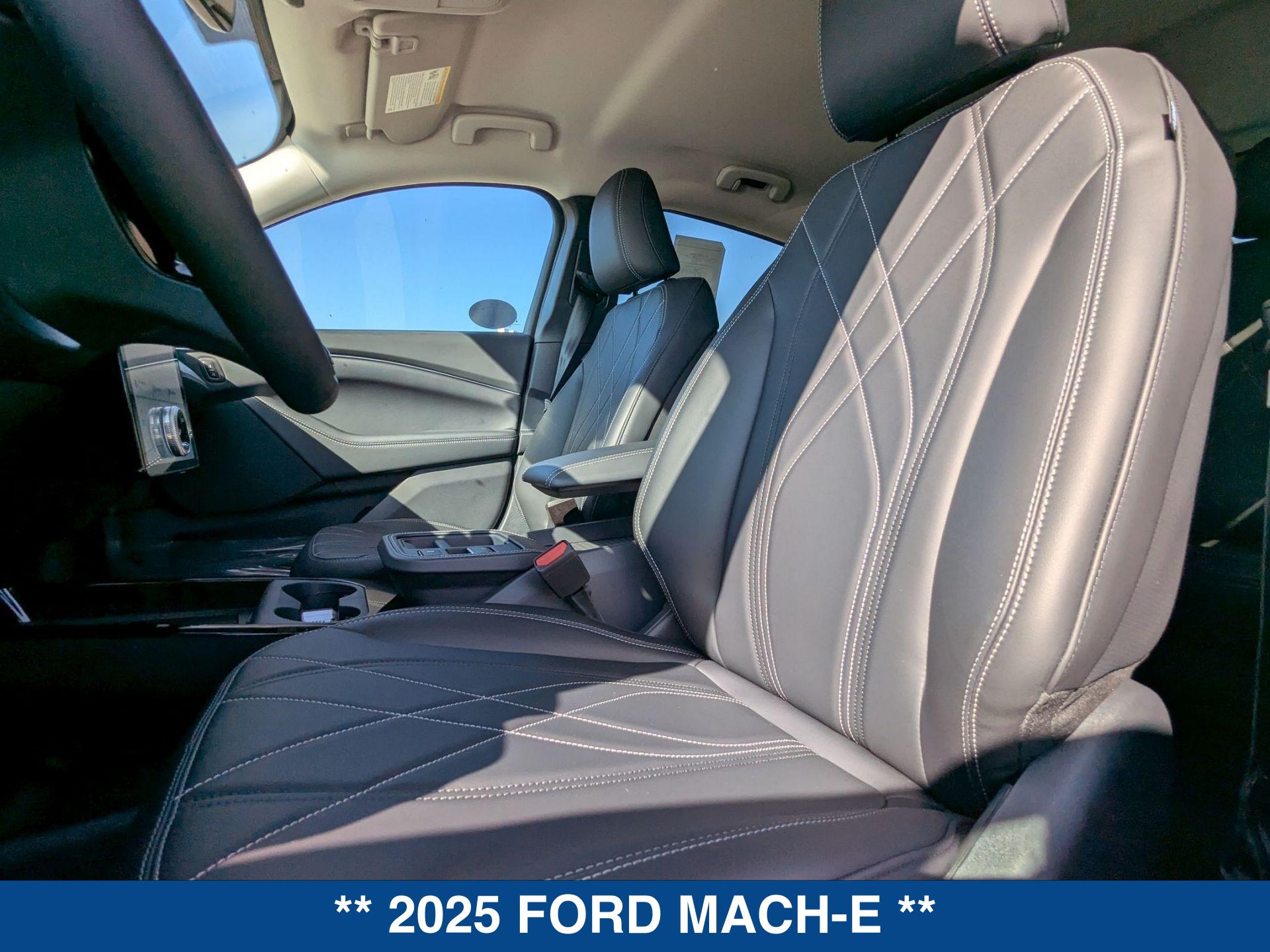 2025 Ford Mustang Mach-E Select photo 15