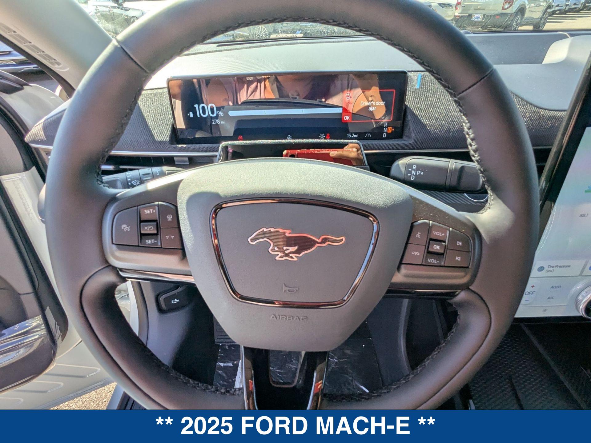 2025 Ford Mustang Mach-E Select photo 16