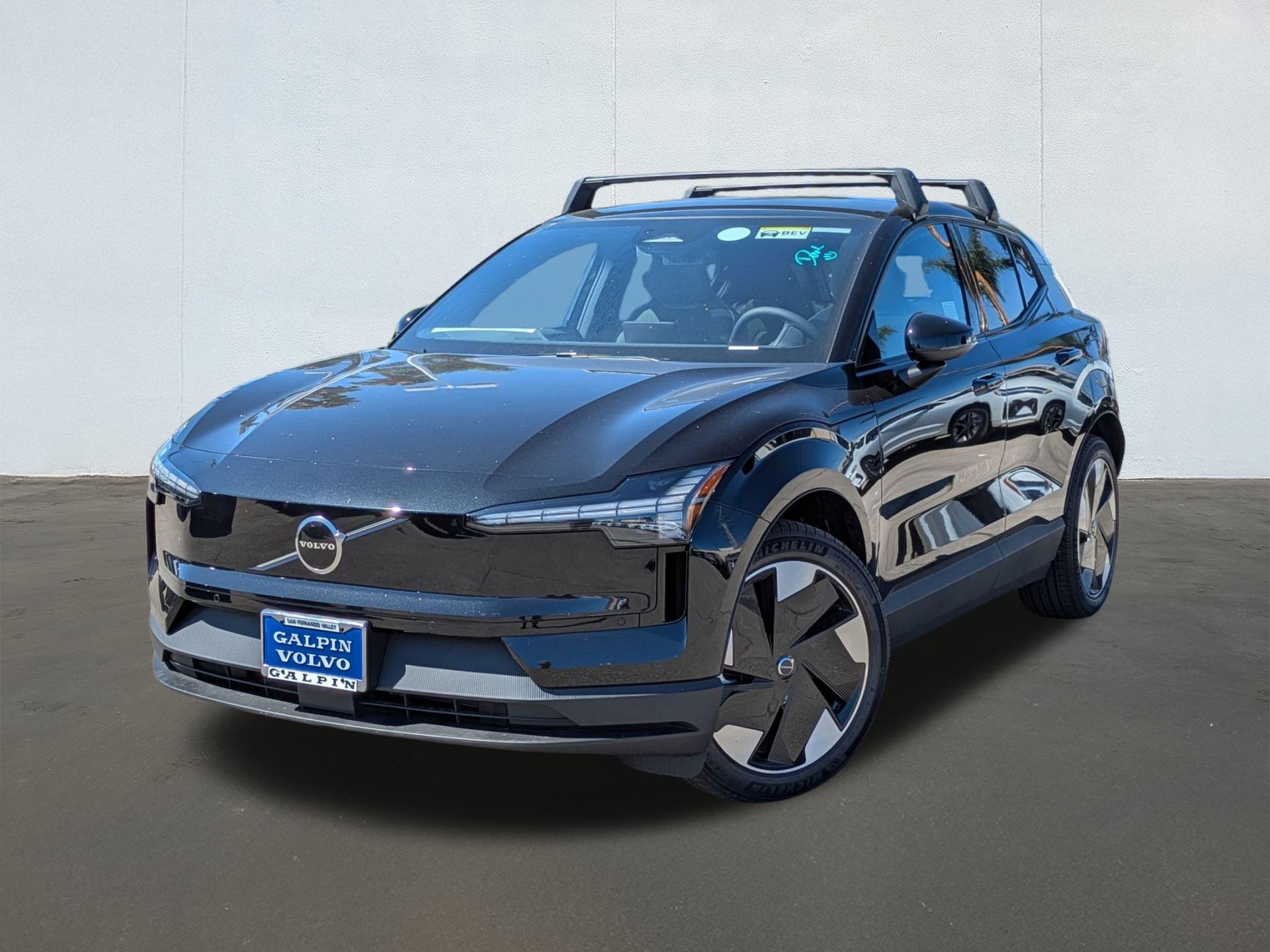 2025 Volvo EX30 Plus photo 6