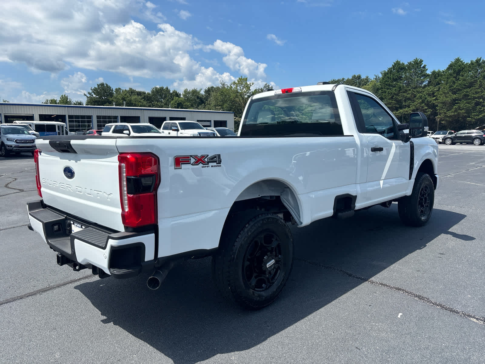 2025 Ford F-350 XL photo 2