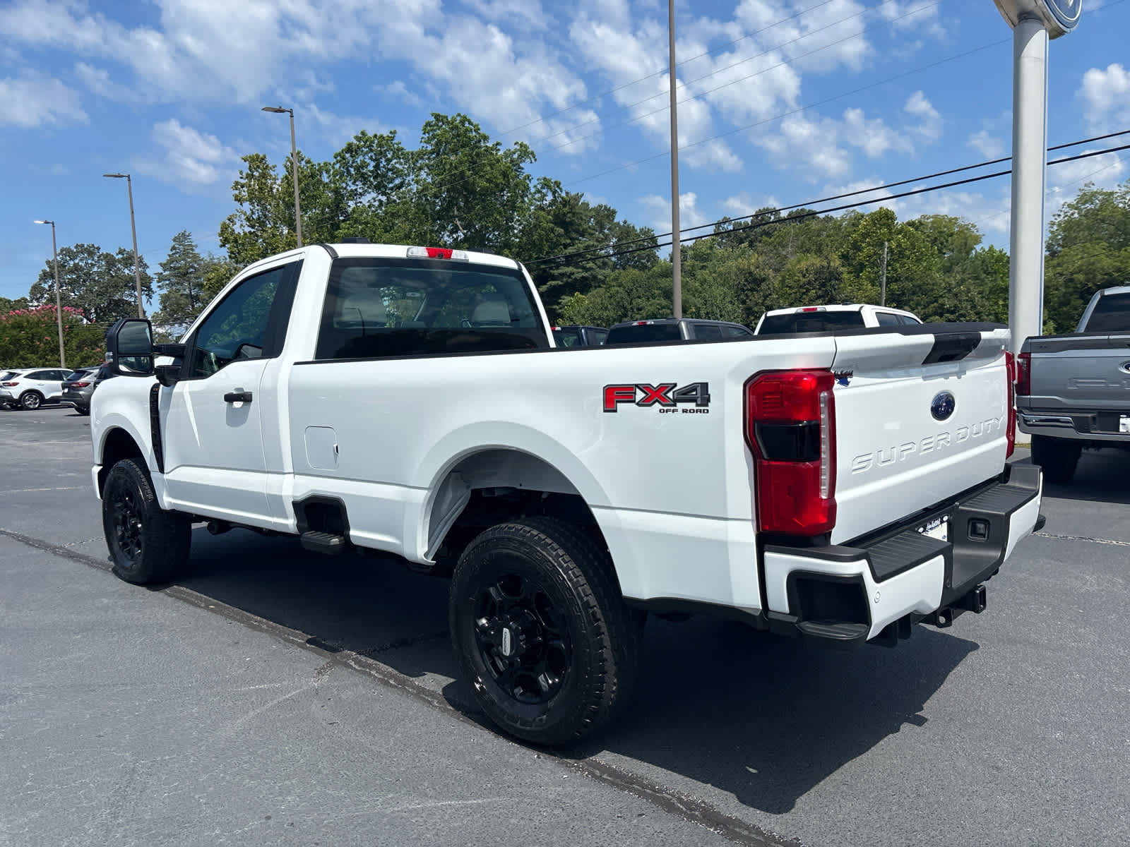 2025 Ford F-350 XL photo 3