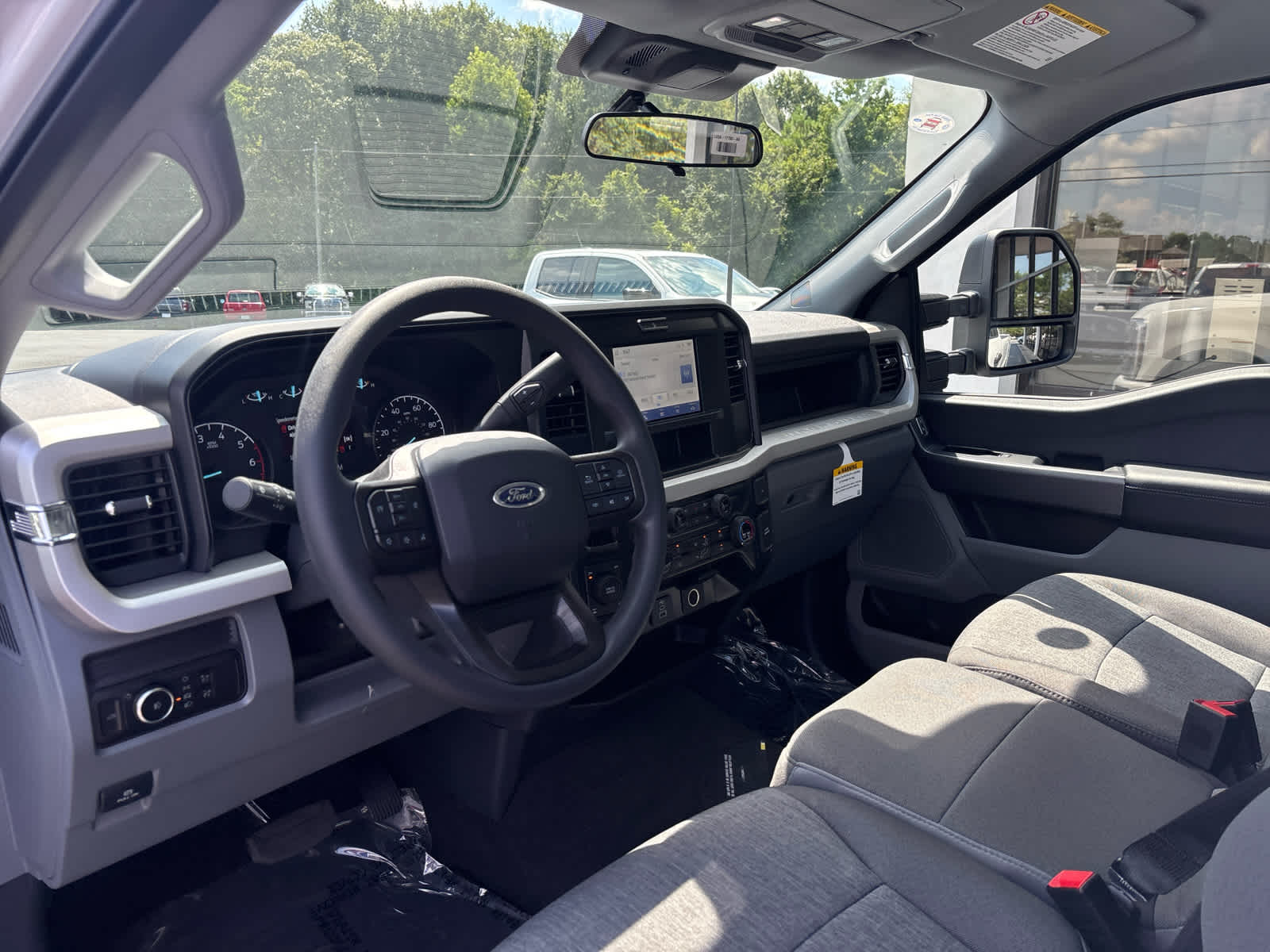 2025 Ford F-350 XL photo 18