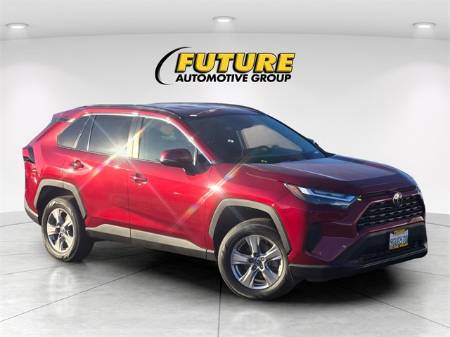 2022 Toyota RAV4 XLE
