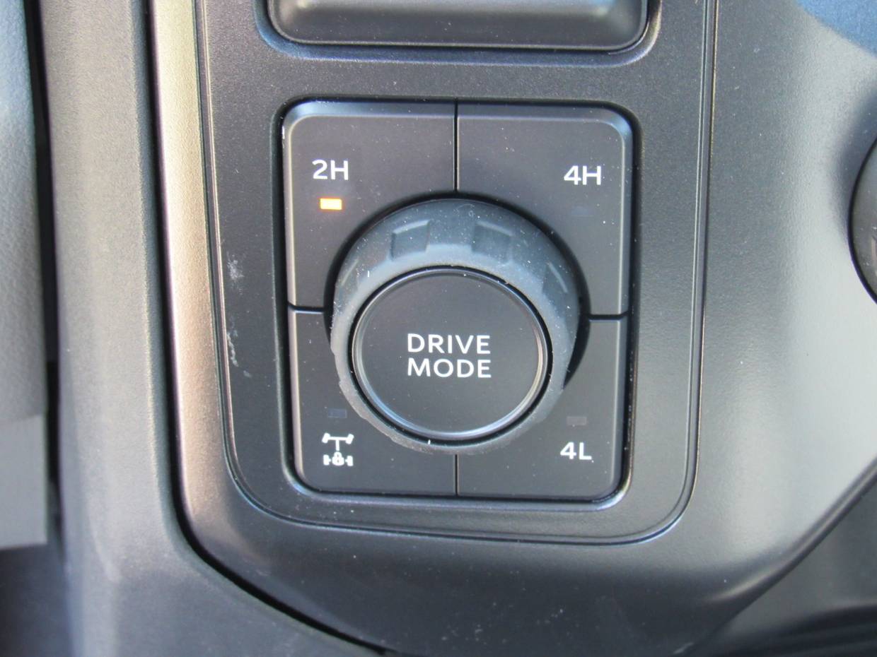 2025 Ford F-350 Super Duty XL - Photo 16