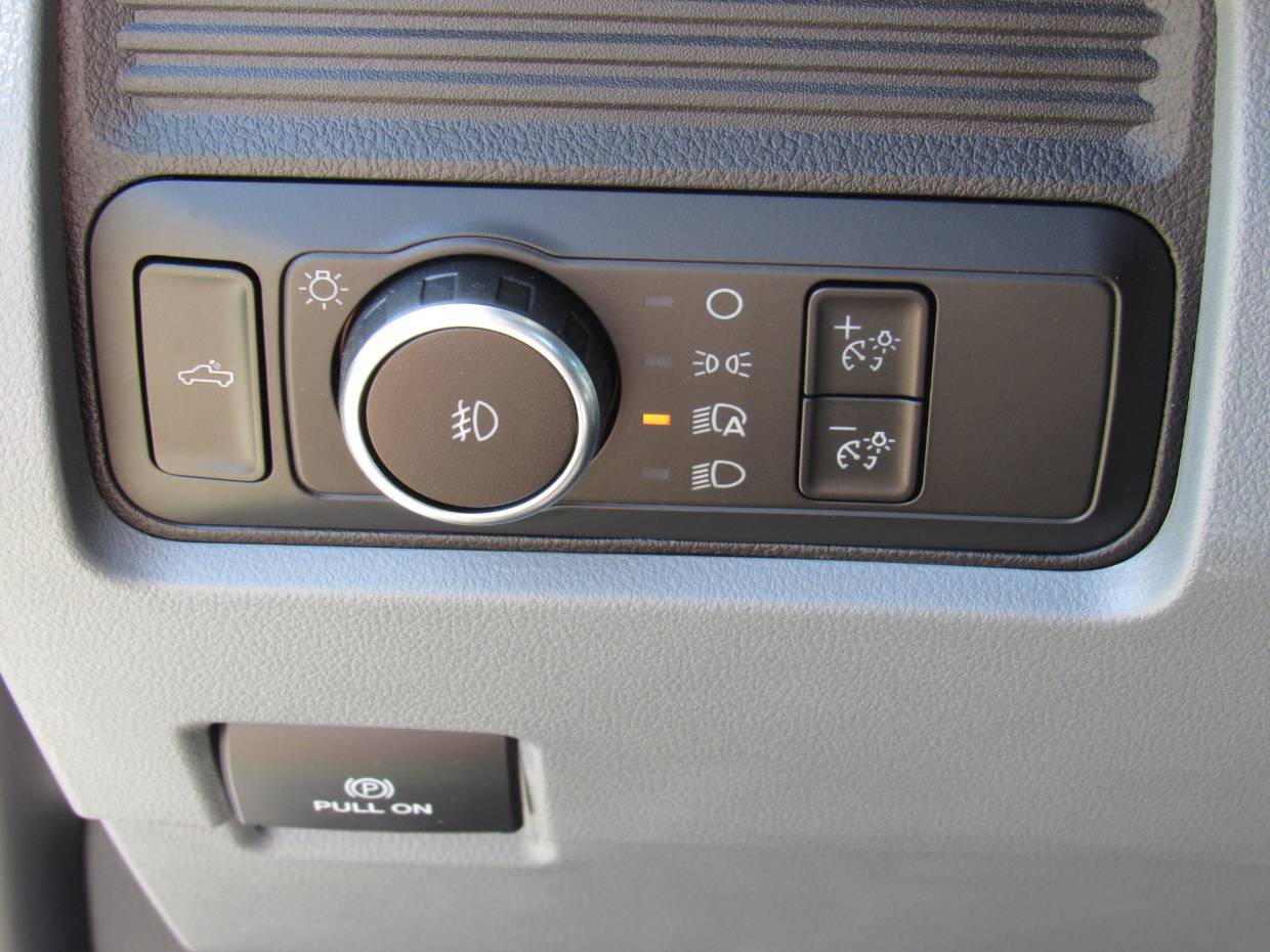 2025 Ford F-350 Super Duty XL - Photo 17