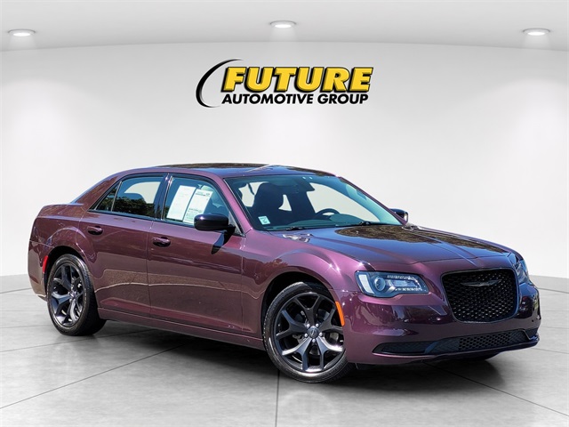 2021 Chrysler 300 Touring