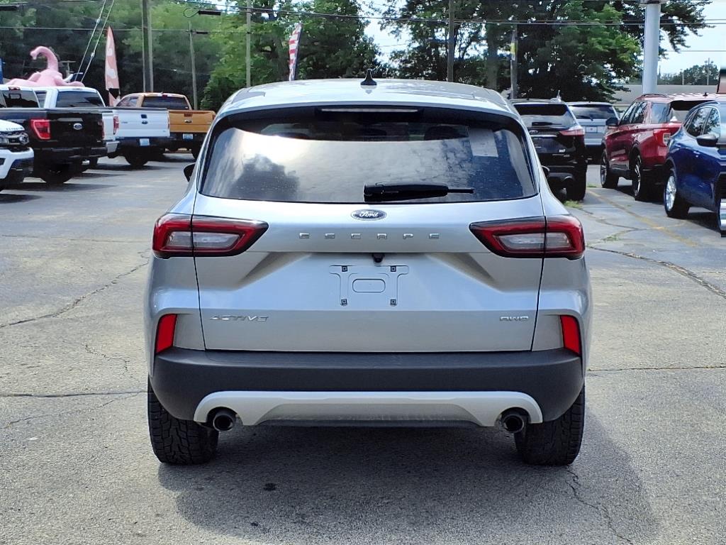 2023 Ford Escape Active photo 2