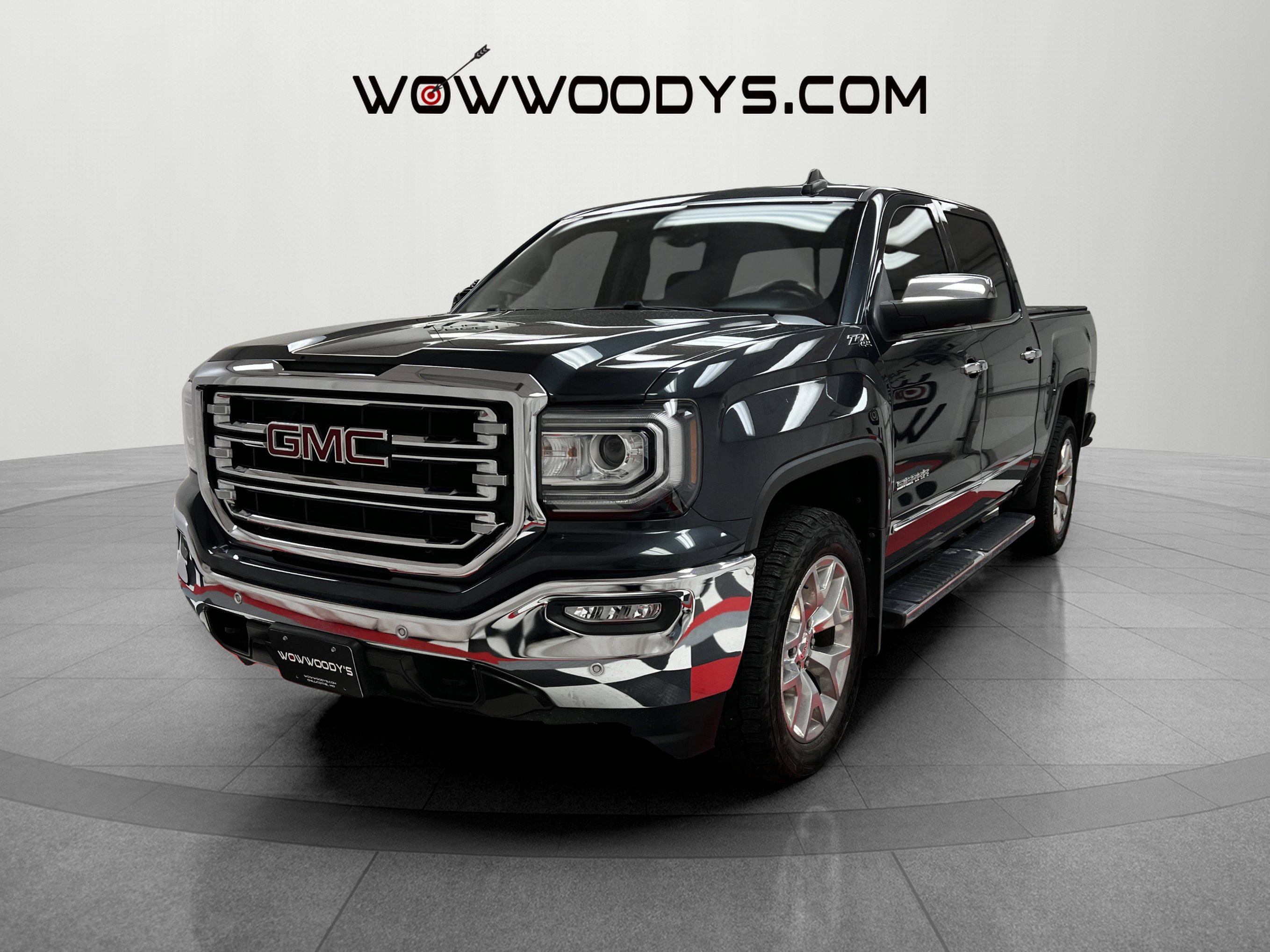 Used 2017 GMC Sierra 1500 SLT Crew Cab 4X4 6.2L Ecotec3 V8 SLT Premium Package Tow Package Bed Cover Leather Heated AND Cooled Seats