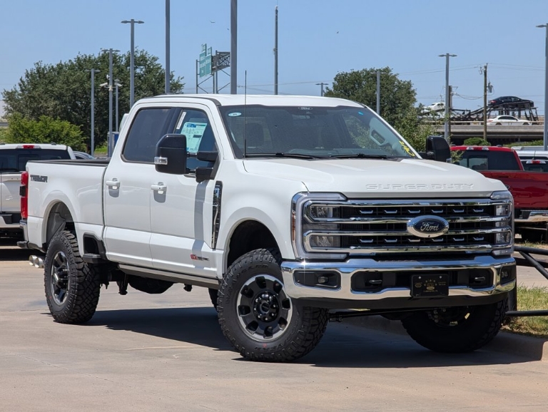 2025 Ford Super Duty F-250 SRW LARIAT