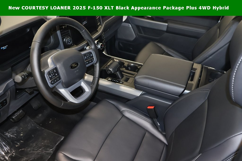 2025 Ford F-150 XLT photo 24