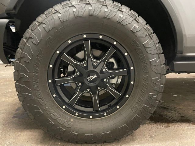 2023 Ford Bronco Badlands photo 7