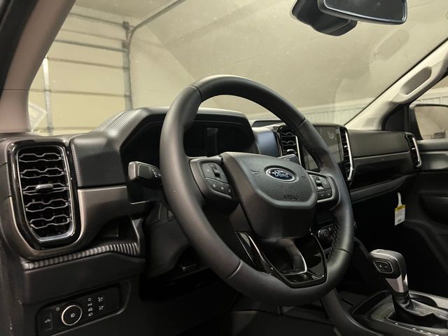 2025 Ford Ranger XLT photo 15
