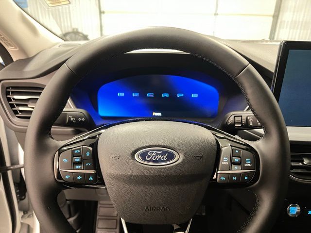 2025 Ford Escape Hybrid Platinum photo 10
