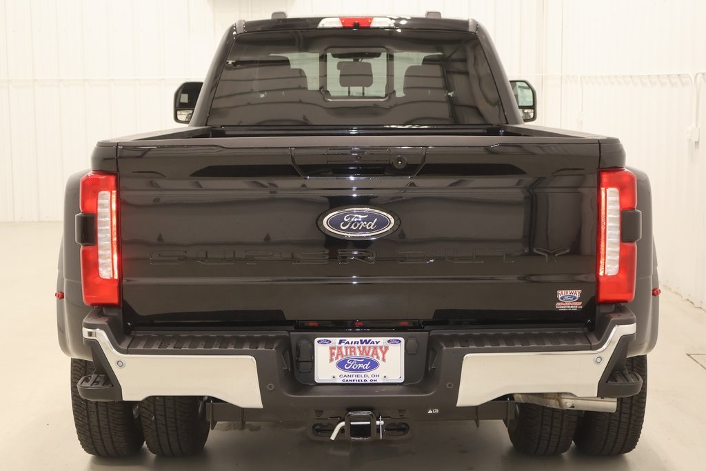 2025 Ford F-350 photo 4