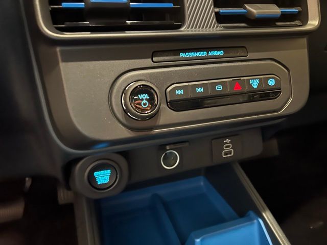 2025 Ford Maverick XLT photo 13