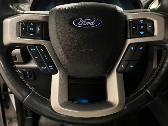 2018 Ford F-150 Platinum photo 11