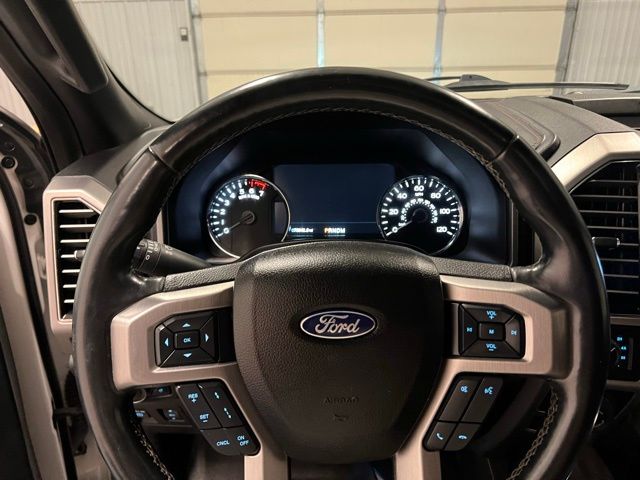2018 Ford F-150 Platinum photo 13