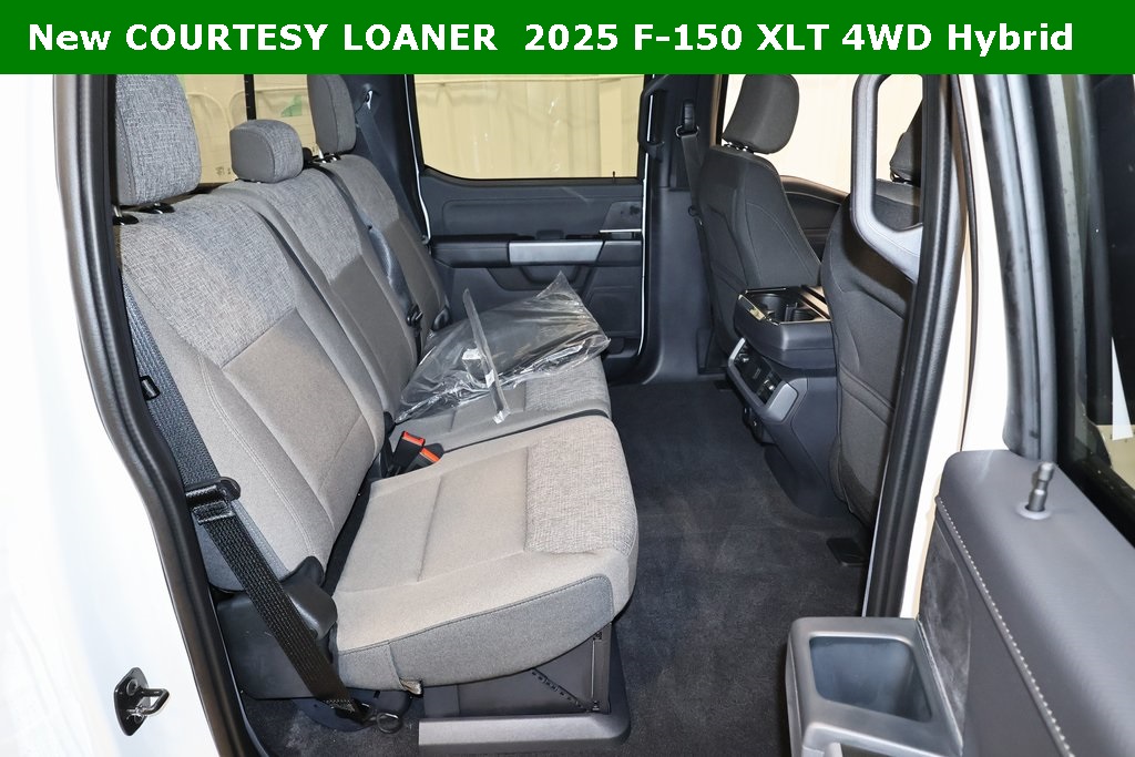 2025 Ford F-150 XLT photo 11