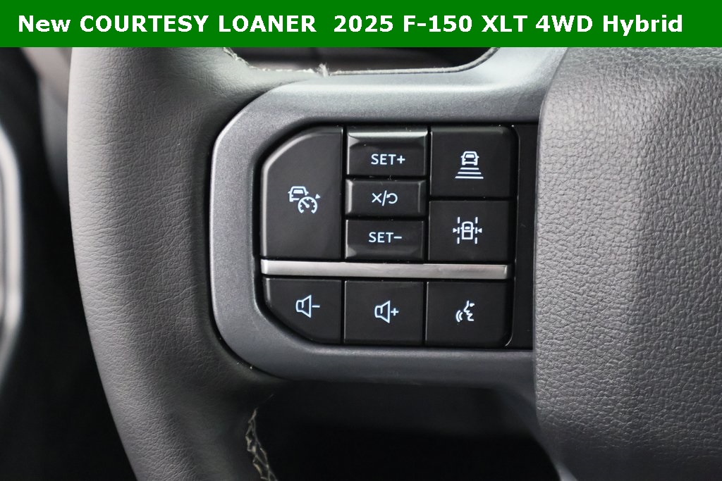 2025 Ford F-150 XLT photo 15