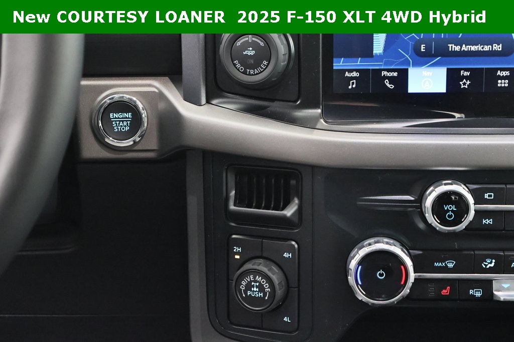 2025 Ford F-150 XLT photo 17