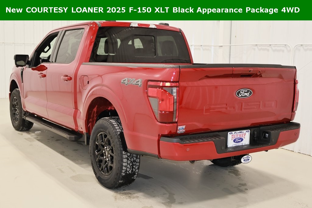 2025 Ford F-150 XLT photo 3