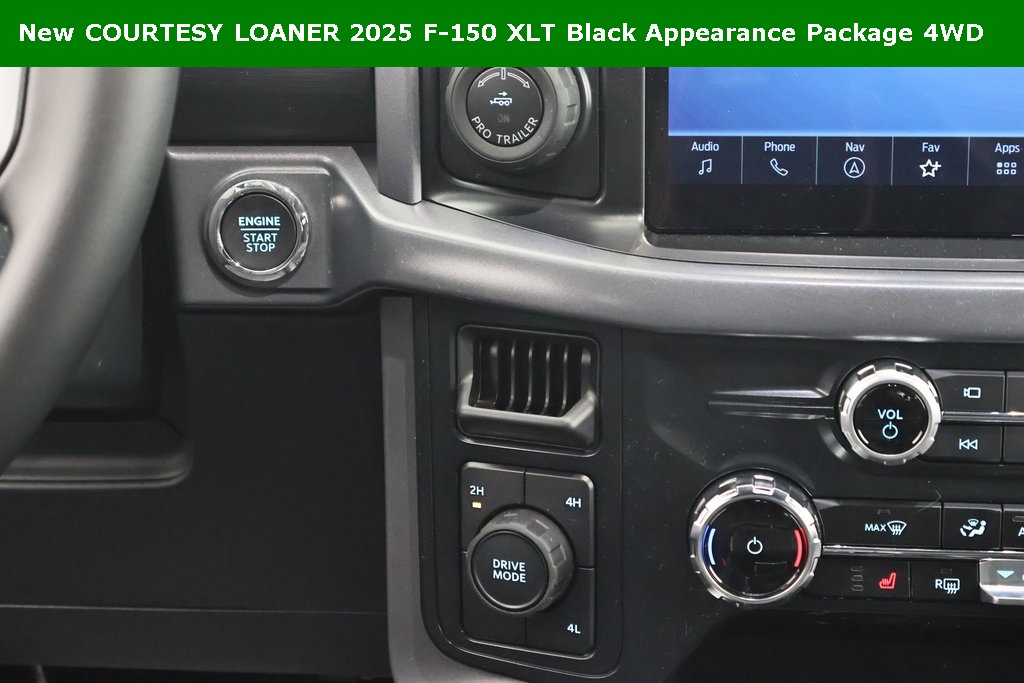 2025 Ford F-150 XLT photo 16