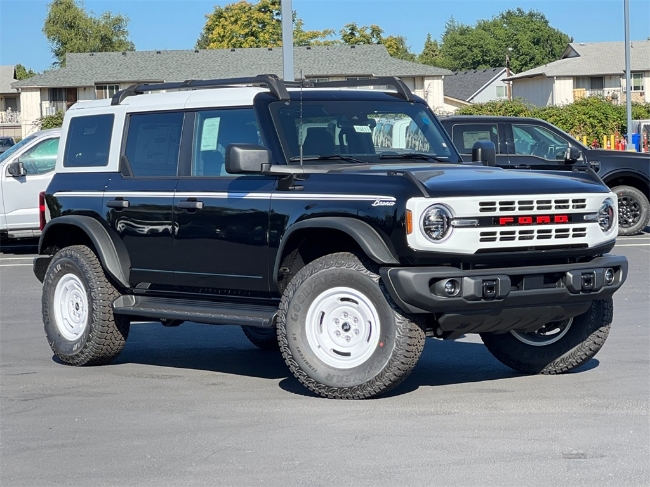 2025 Ford Bronco Heritage Edition
