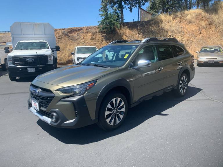 2024 Subaru Outback Touring XT