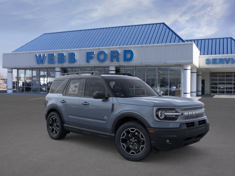 2025 Ford Bronco Sport Outer Banks photo 2