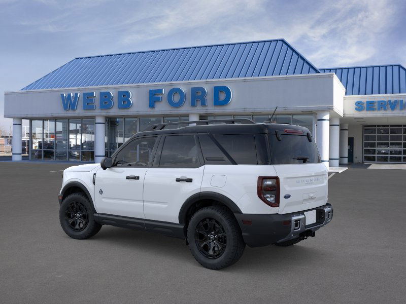 2025 Ford Bronco Sport Outer Banks photo 2