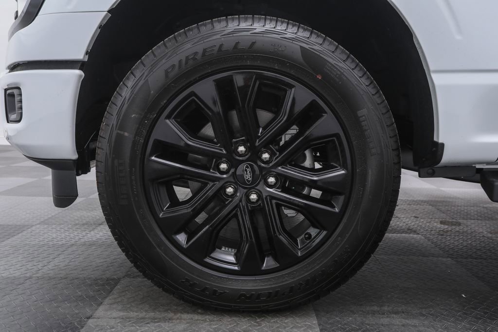 2025 Ford F-150 XLT photo 4