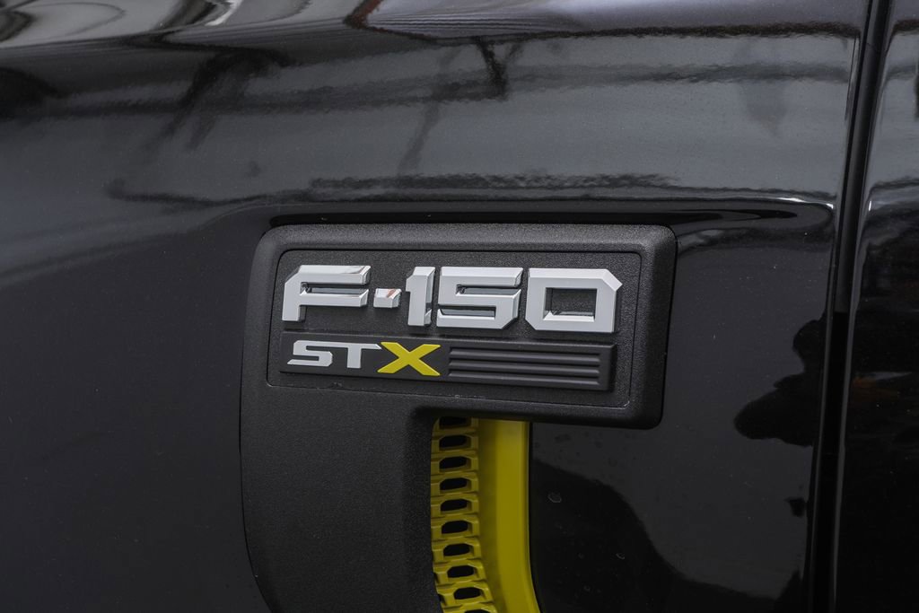 2025 Ford F-150 STX photo 3