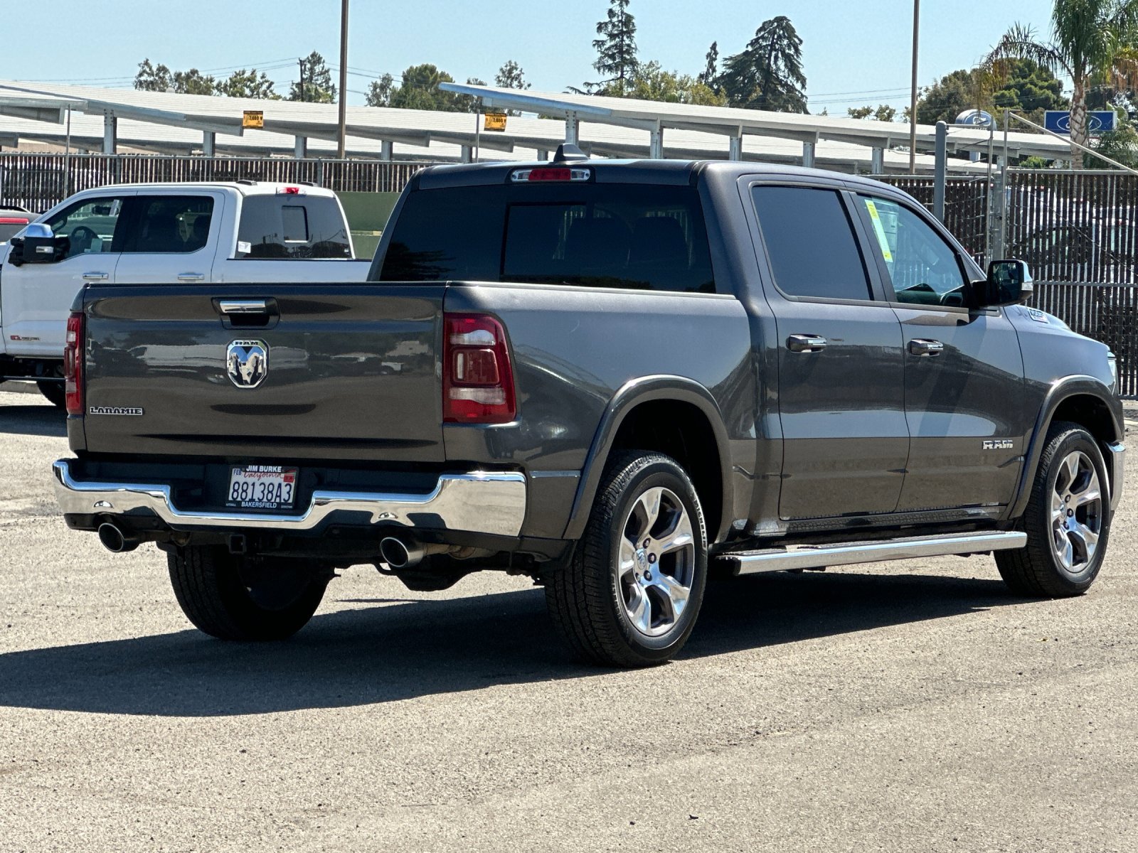 2022 Ram 1500 Laramie photo 3