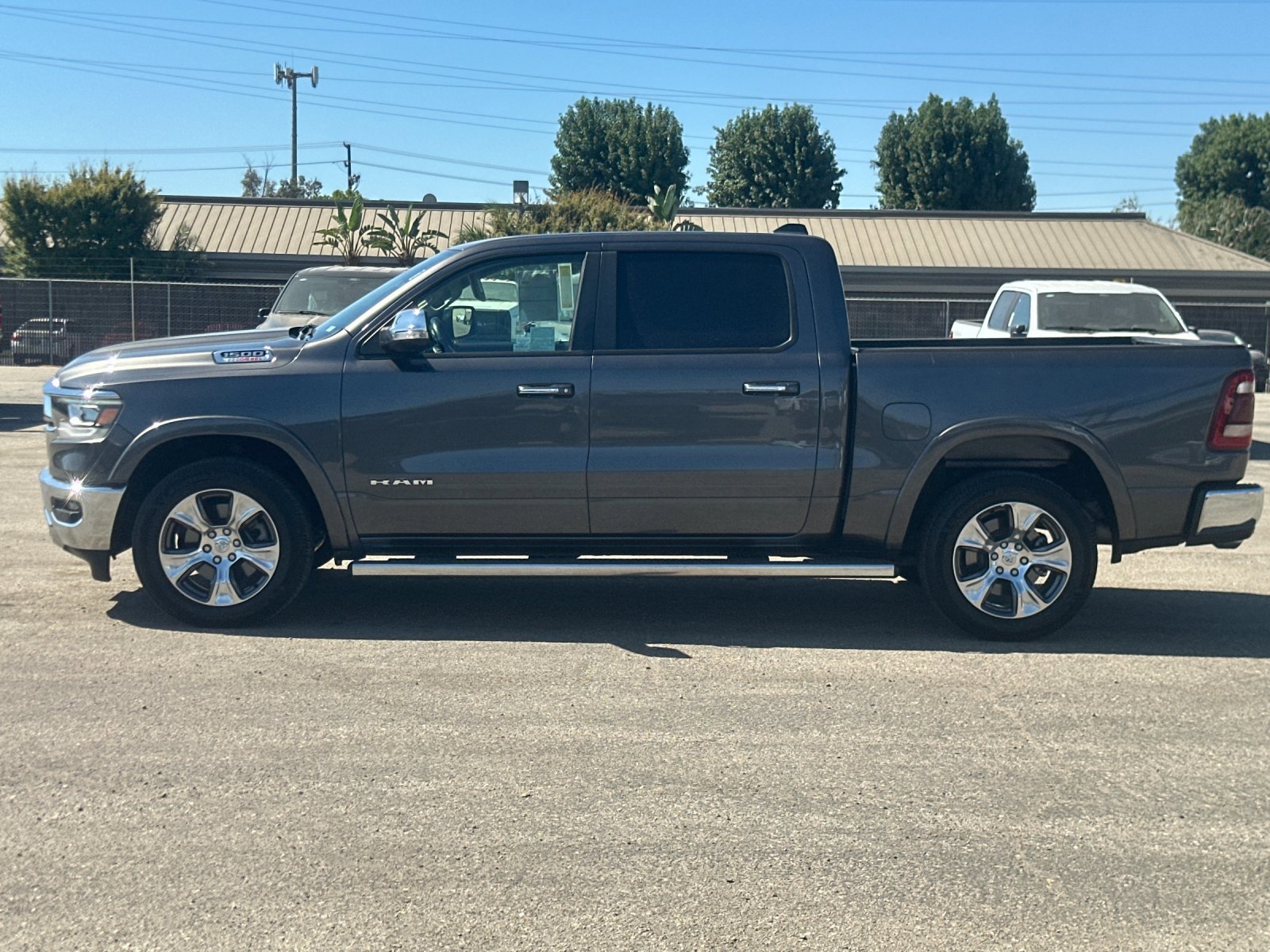 2022 Ram 1500 Laramie photo 6