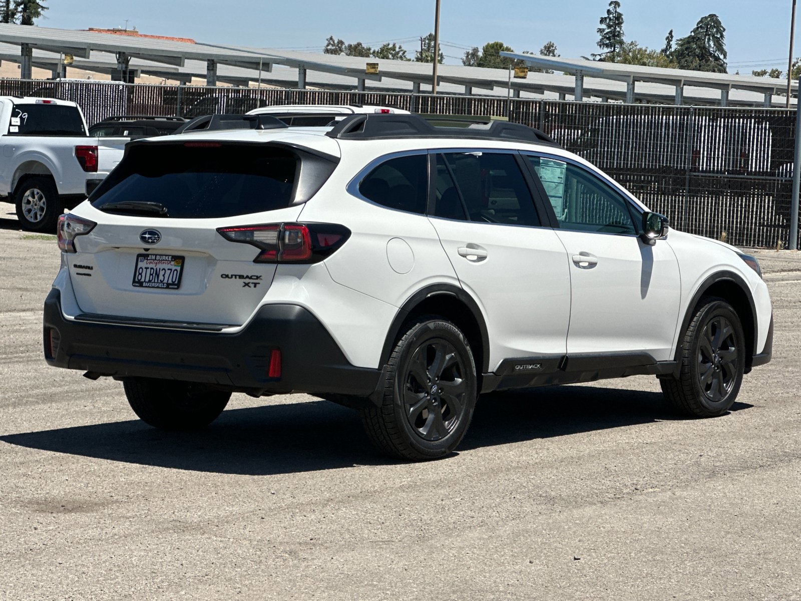 2020 Subaru Outback Onyx Edition XT photo 2