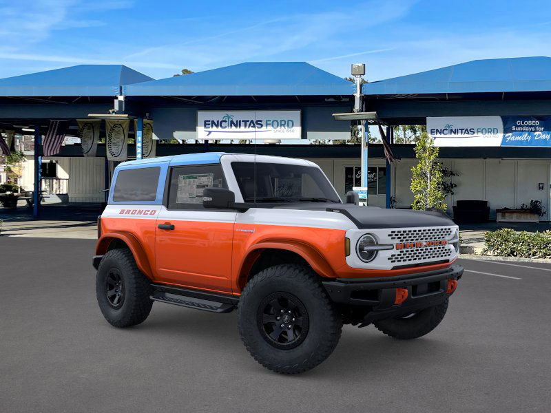 2025 Ford Bronco First Edition photo 6