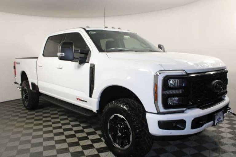 2025 Ford Super Duty F-250 SRW LARIAT