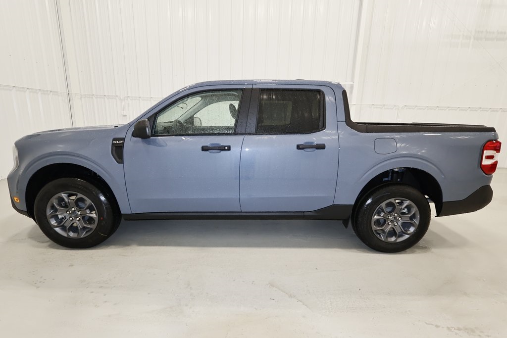 2025 Ford Maverick XLT photo 2