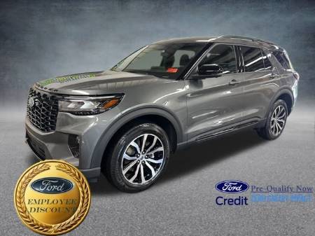 2025 Ford Explorer ST-Line