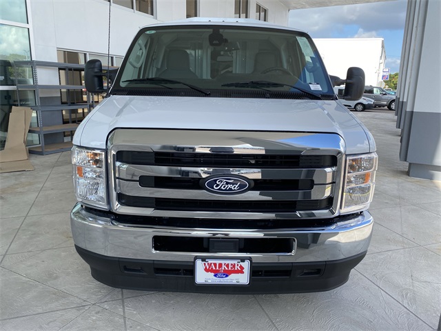 2026 Ford E-350 Base photo 3