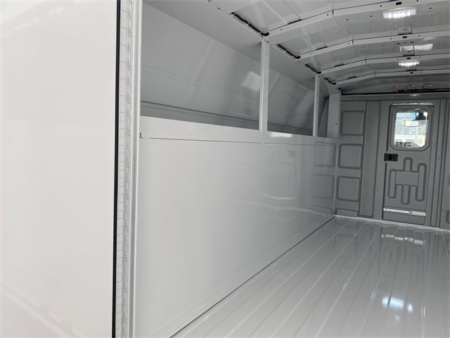 2026 Ford E-350 Base photo 8