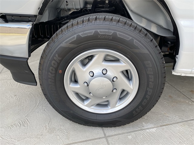 2026 Ford E-350 Base photo 26