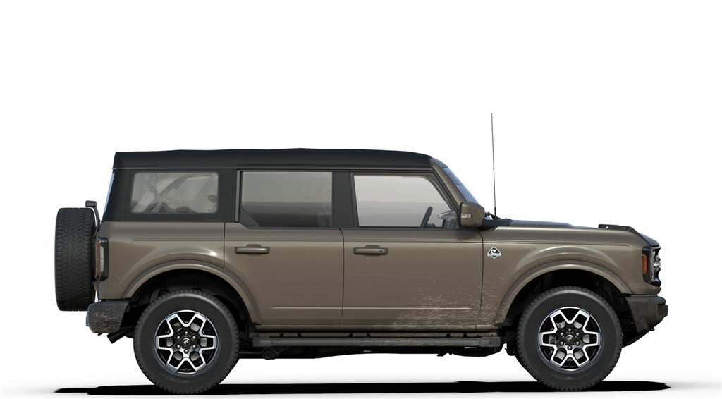 2025 Ford Bronco Outer Banks photo 2