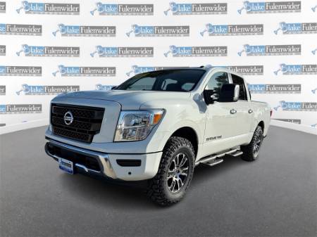 2021 Nissan Titan SV
