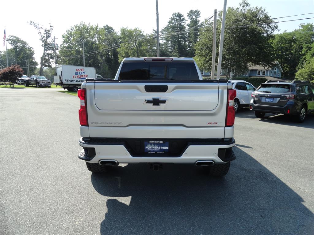 2022 Chevrolet Silverado 1500 RST photo 6