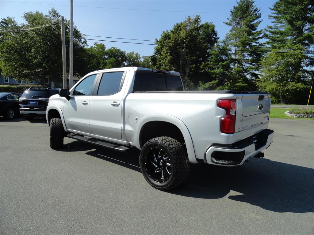 2022 Chevrolet Silverado 1500 RST photo 7