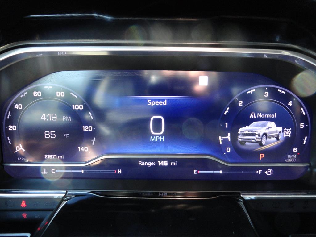 2022 Chevrolet Silverado 1500 RST photo 14