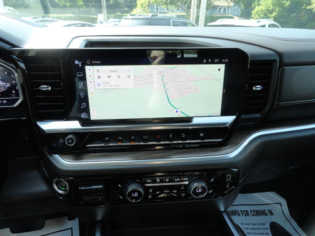 2022 Chevrolet Silverado 1500 RST photo 16