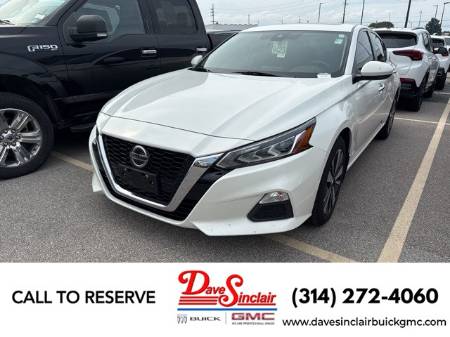 2021 Nissan Altima 2.5 SV
