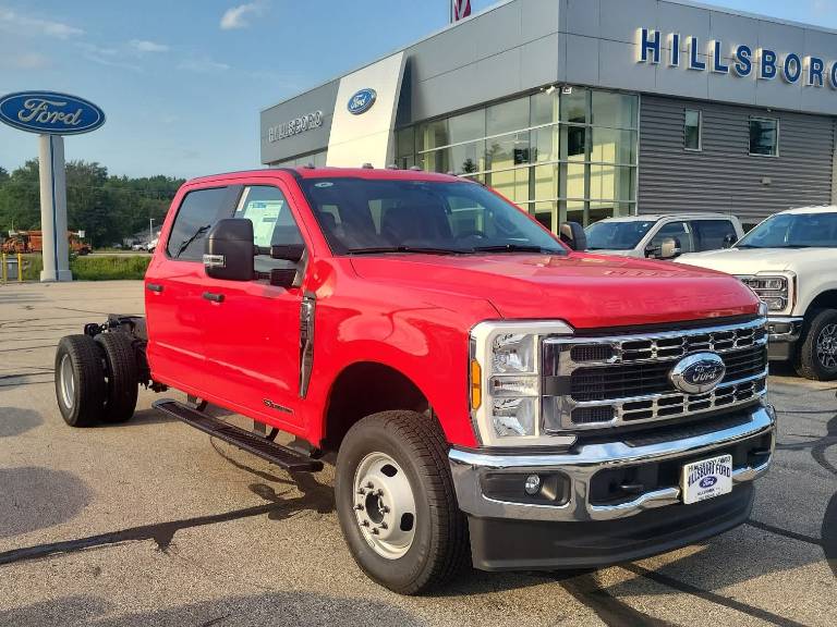 2025 Ford Super Duty F-350 DRW XL